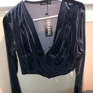 super cute, corset style velvet top!